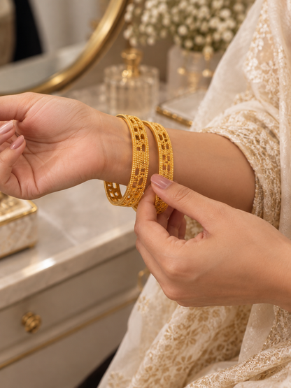 Swarique Aakriti Bangle (Set of 4)