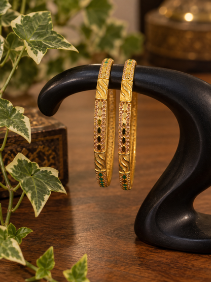 Swarique Rangshree Kanchan Bangle (Set of 2)