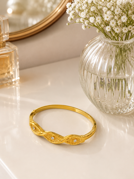 Swarique Suvarna Lehar Crystal Bracelet – Gold Plated | 316L Stainless Steel
