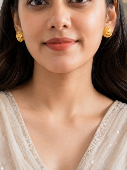 Swarique Vamika Floral Leaf Stud Earrings