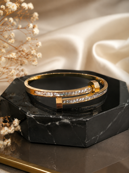Swarique Crystal Nail Gold Kada – 316L Stainless Steel Bracelet