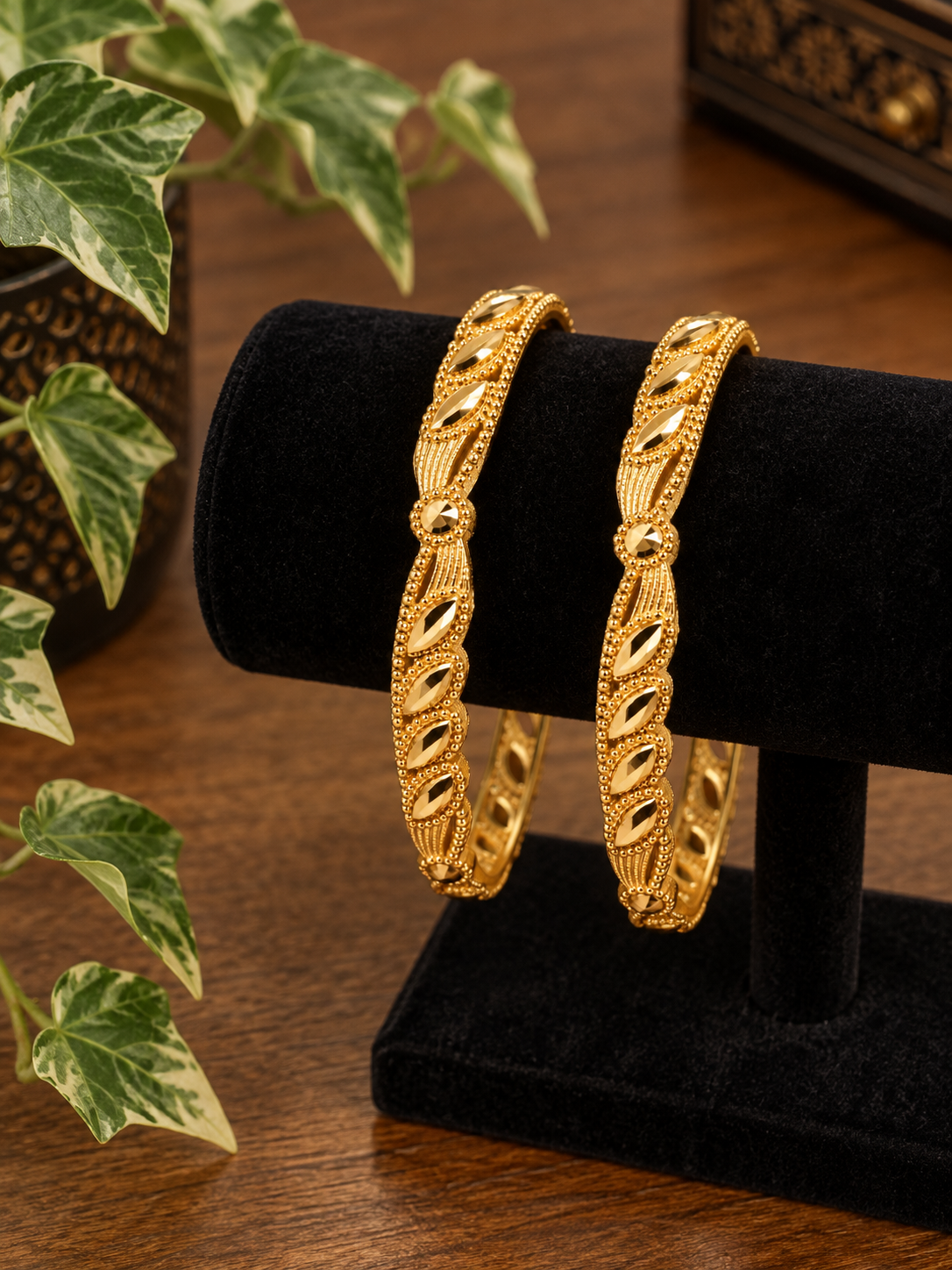 Swarique Pallavi Kanchan Bangle (Set of 2)