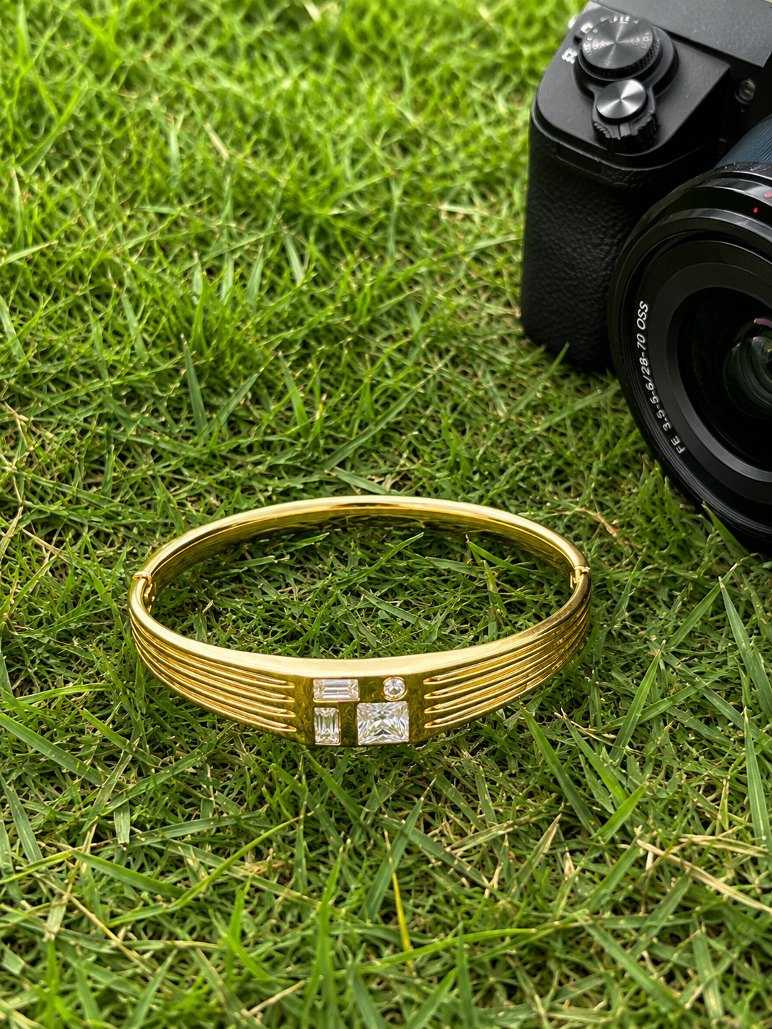 Swarique Crystal Luxe Geometric Bracelet