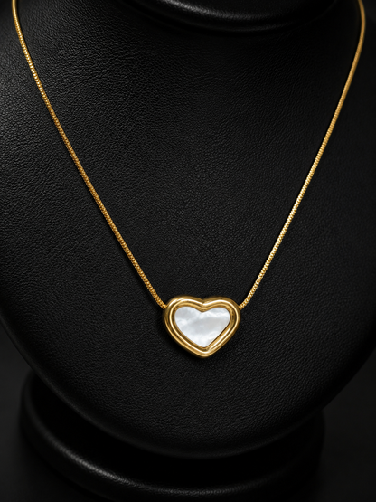 Swarique Hridaya Pearl Heart Necklace – Gold Plated Mother of Pearl Pendant Necklace
