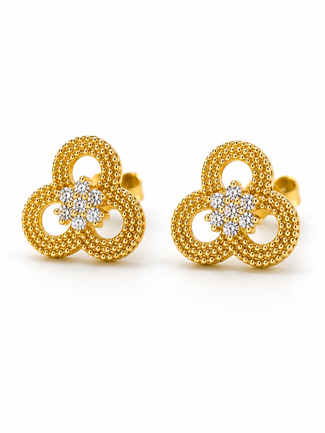 Triveni Bloom 1 gm Gold Stud Earrings