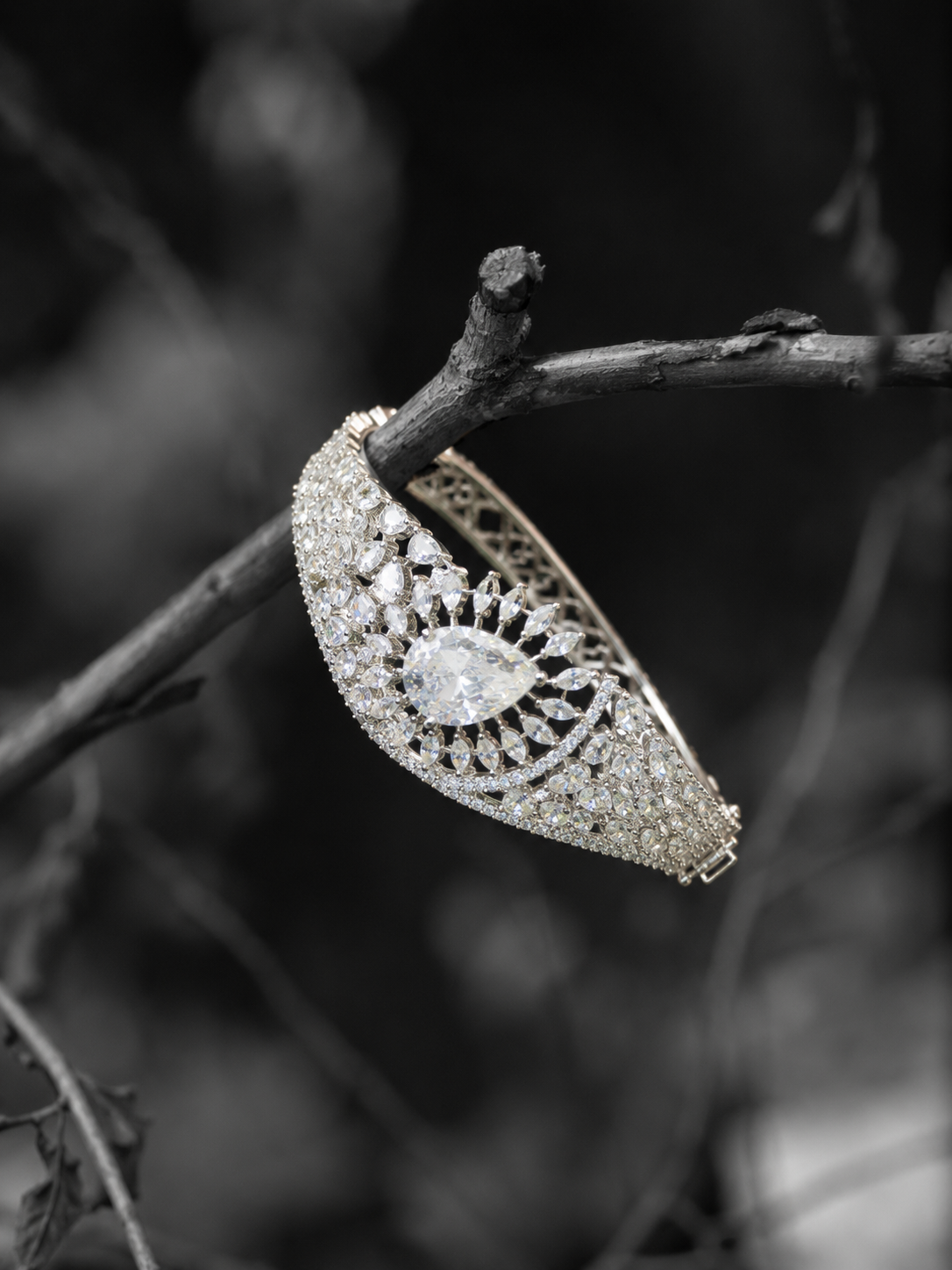 Queen's Grace Bracelet