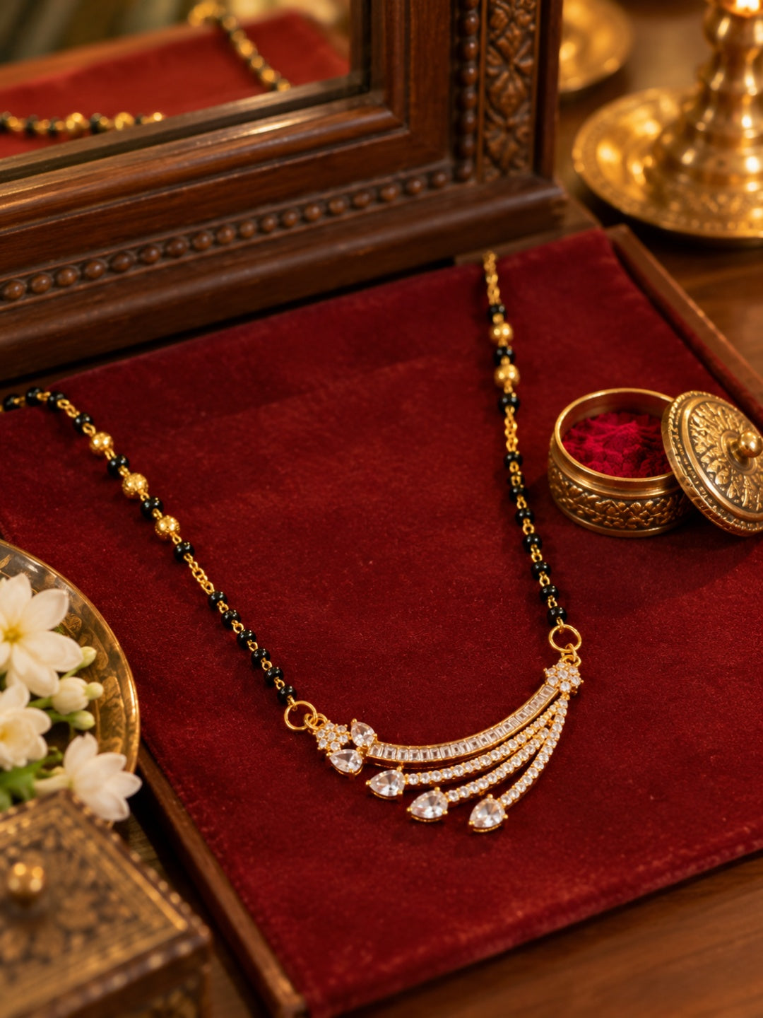 Swarique Charulata Ratna Mangalsutra