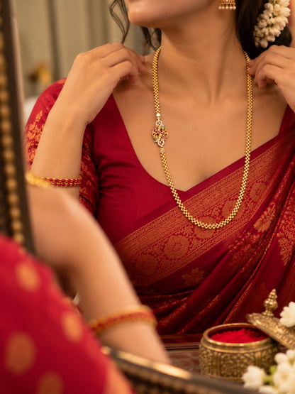 Swarique Madhulika Floral Mugappu MOP Chain