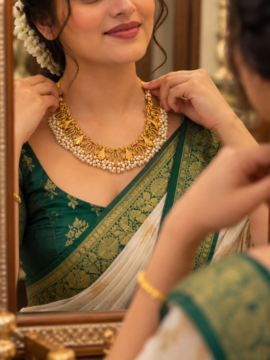 Swarique Pushpavali Pearl Choker Set