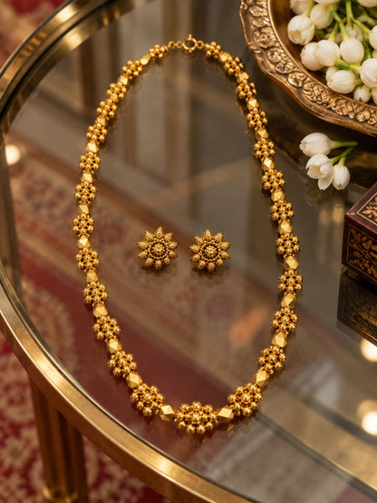 Swarique Kusumika Floral Necklace Set