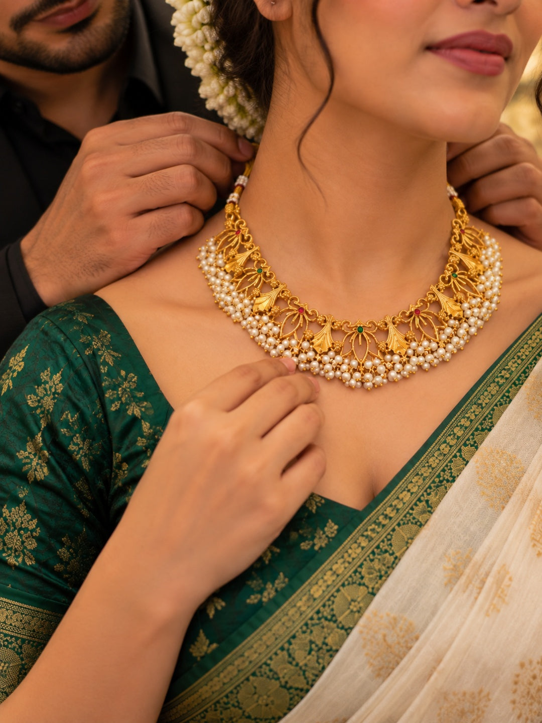 Swarique Pushpavali Pearl Choker Set
