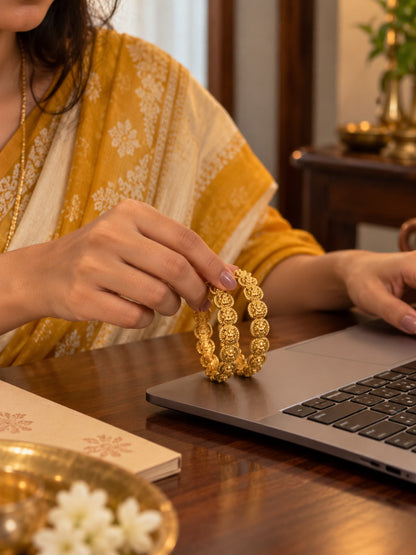 Swarique Aishvarya Lakshmi Bangles