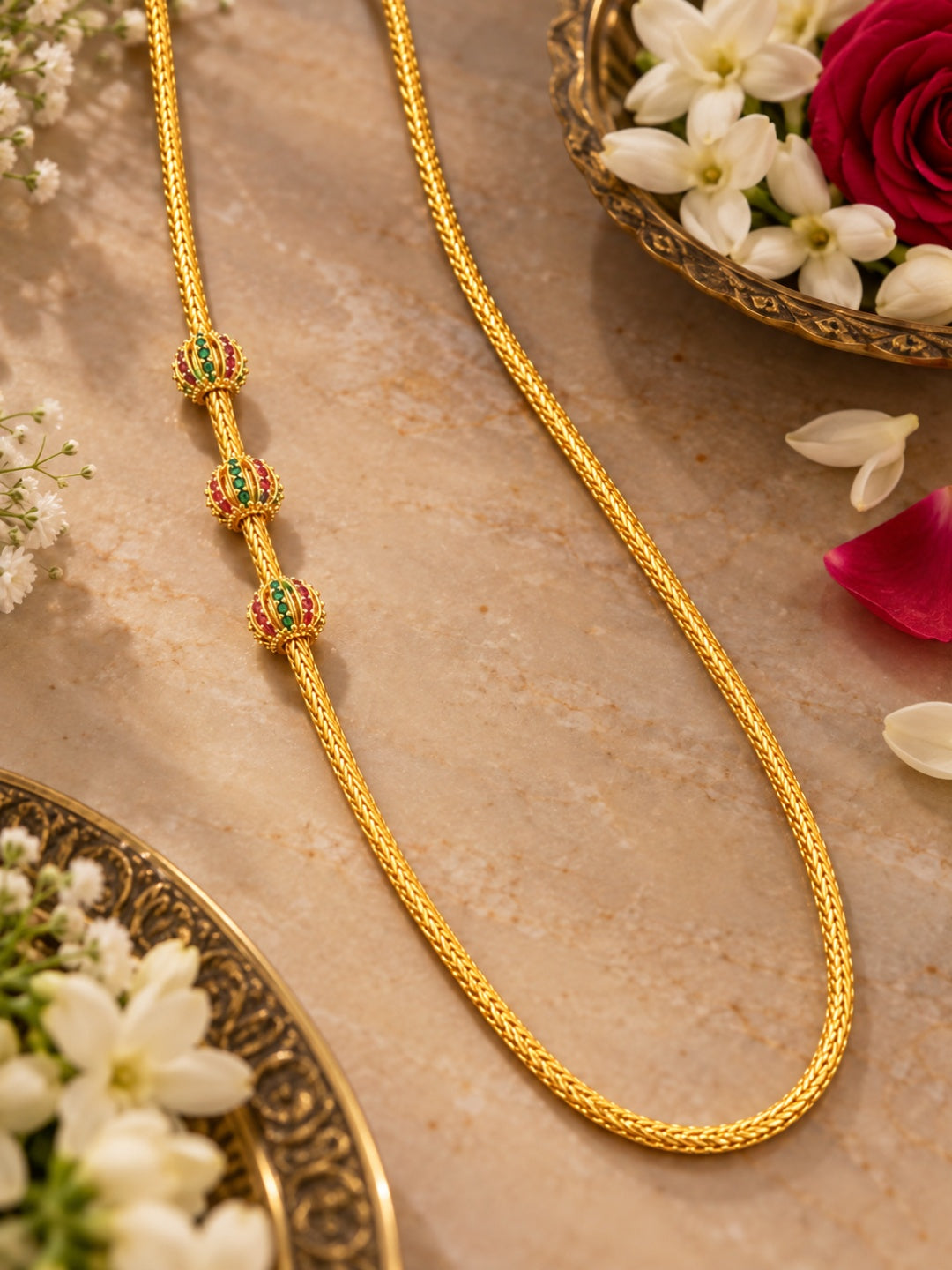Swarique Charulata Trio Mugappu MOP Chain