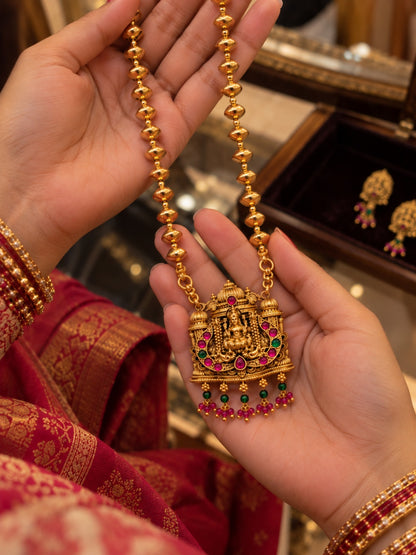 Swarique Padmika Saraswati Necklace Set