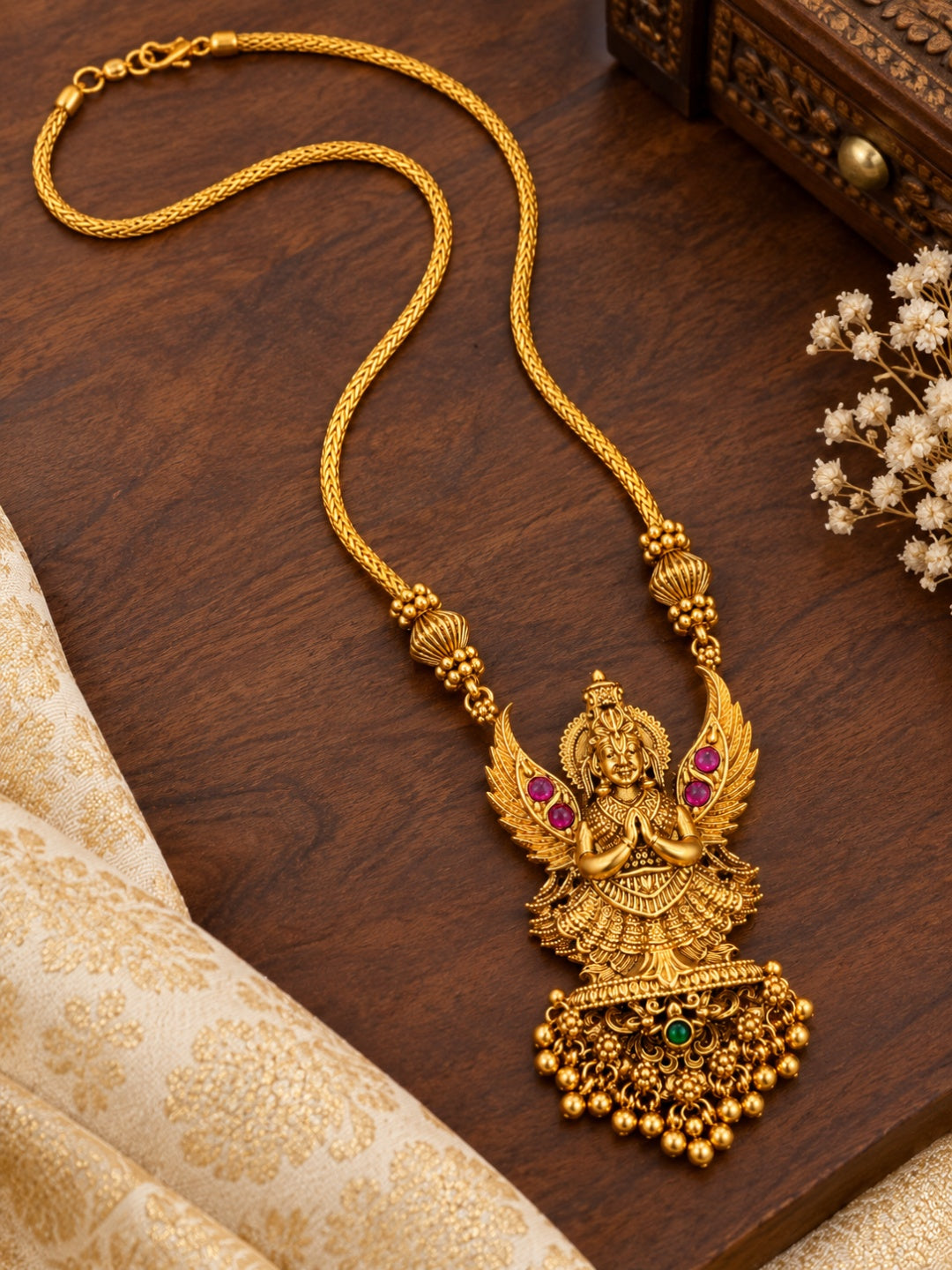 Swarique Suparna Temple Necklace Set