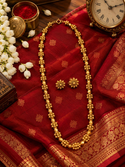 Swarique Kusumika Floral Necklace Set