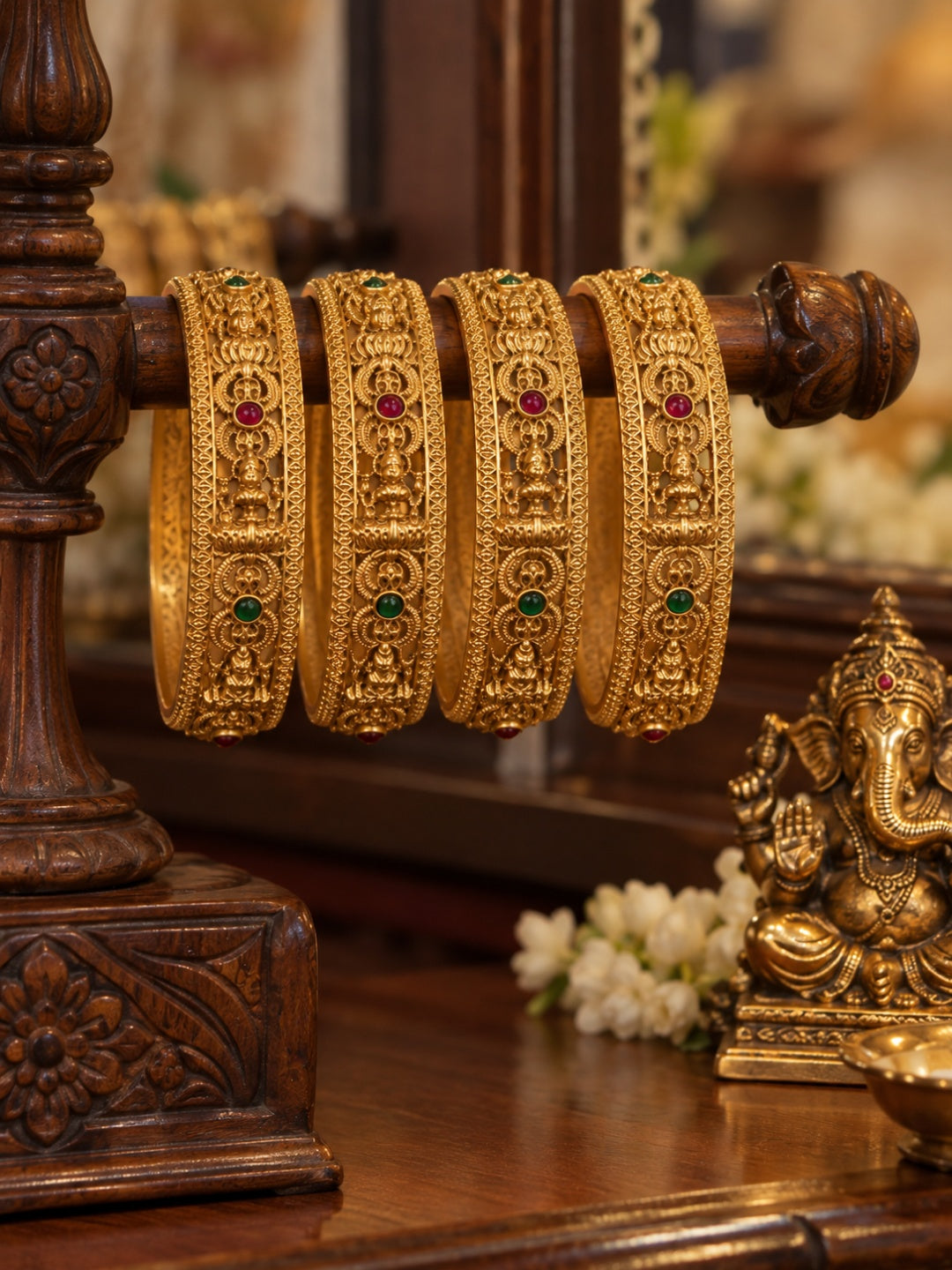Swarique Vaishnavi Bangle (Set of 2)
