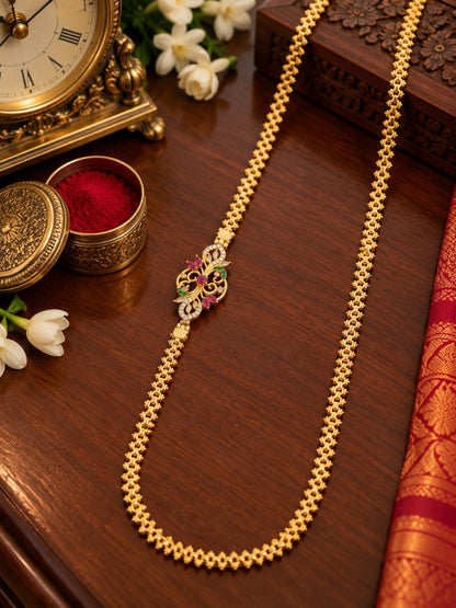 Swarique Madhulika Floral Mugappu MOP Chain